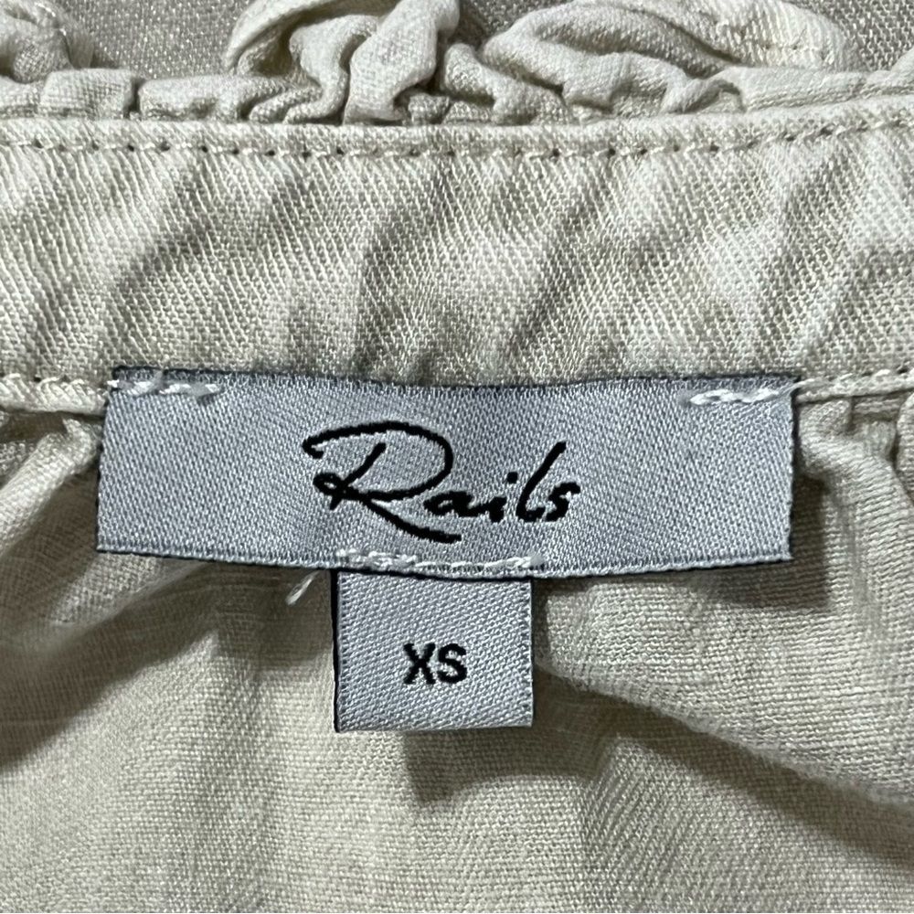 Rails Light Gray Ruffle Sleeve Top - Picture 12 of 14